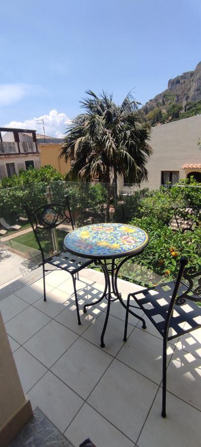 Villa Valverde Apartments E B&B Taormina Exterior foto